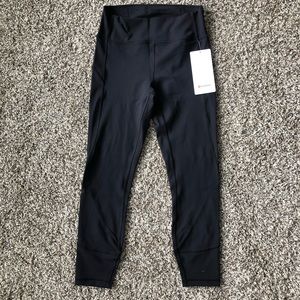 LuluLemon In Movement Tight 25” NEW WITH TAG